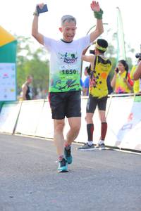 BIB: 1850, 
                            <button type="button" onclick="openModal(3643292)" class="btn btn-primary btn-sm float-right btn-popup" data-toggle="modal" data-target=".modal-high-quality">
                        <i class="fas fa-shopping-cart"></i> Add to Cart
                    </button>
                                            <button type="button" onclick="isThisMe(3643292, true)" class="btn btn-success btn-sm float-right btn-popup btn-isme hidden" data-toggle="tooltip" data-placement="bottom" title="นี่คือรูปของคุณใช่ไหม คลิกที่นี่เพื่อเอาเข้าอัลบั้ม">
                        <i class="fas fa-plus"></i> Add to album
                    </button>
                    <button type="button" onclick="isThisMe(3643292, false)" class="btn btn-warning btn-sm float-right btn-popup btn-isnotme hidden">
                        <i class="fas fa-ban"></i> Remove from album
                    </button>